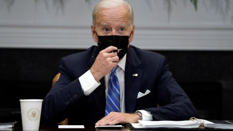 Covid-19: Biden enviará más de 500 pruebas gratuitas ante aumento de casos por Ómicron