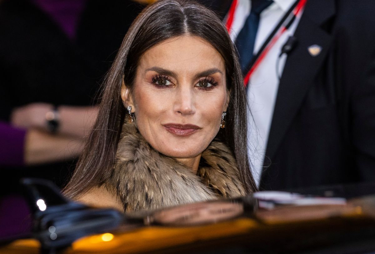 They reveal what Queen Letizia carried in her party bag during her recent visit to Sweden