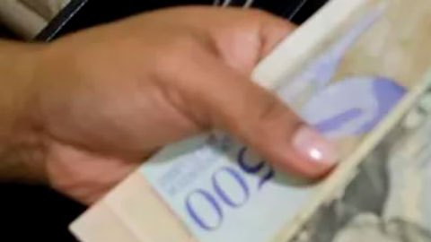 Cómo salió Venezuela de la hiperinflación y qué significa para la golpeada economía del país