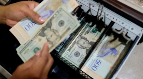 Cómo salió Venezuela de la hiperinflación y qué significa para la golpeada economía del país