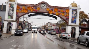 Designan al arco de La Villita como Monumento Histórico de la comunidad mexicana en Chicago