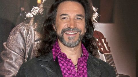 Marco Antonio Solís "El Buki".