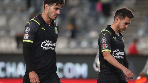 Las Chivas de Guadalajara perdieron 2-1 tras sus errores.