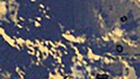 Imagen de satélite de la impresionante erupción en los mares de Tonga.