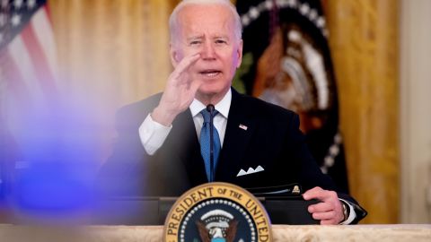 VIDEO: Captan a Joe Biden cuando llama "estúpido hijo de puta" a un periodista de Fox News