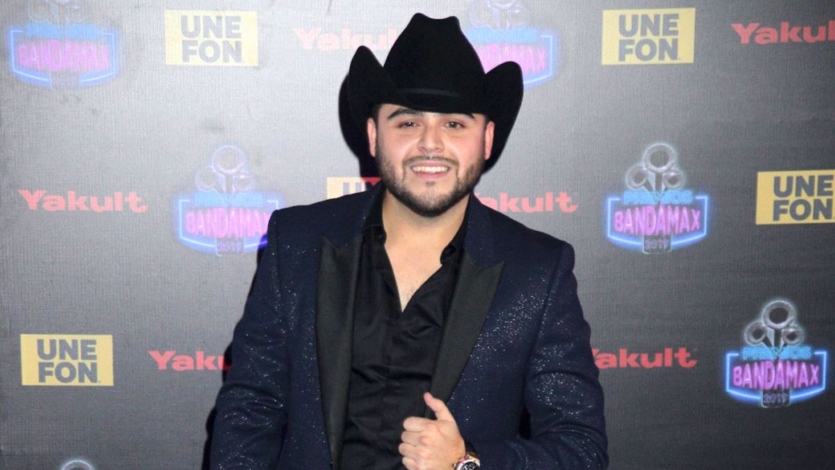 VIDEO: They capture Gerardo Ortiz driving with a few more drinks