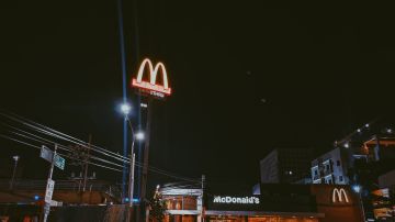 Empleado de McDonald's en San Luis recibe disparos por no ofrecer un descuento en las papas fritas