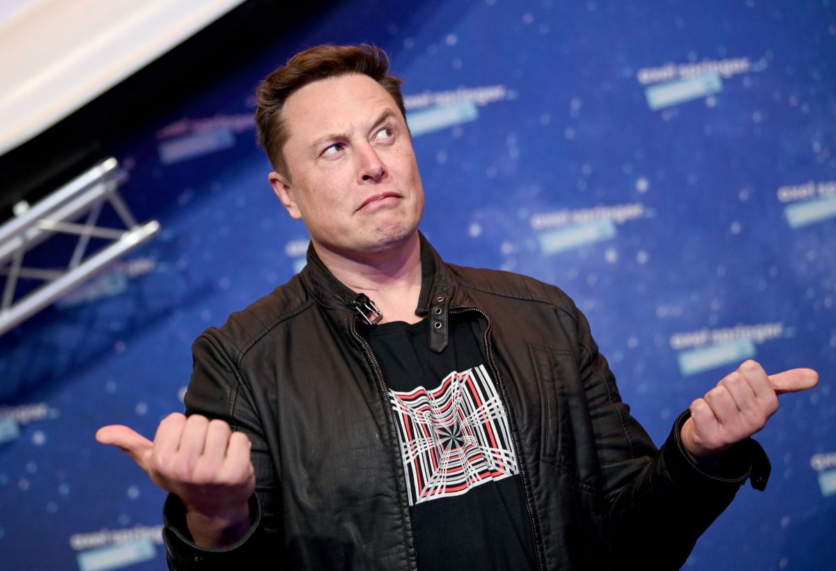 En 2021 Elon Musk vio brevemente su patrimonio neto superar los $300,000 millones de dólares.
