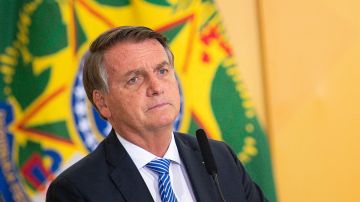 Jair Bolsonaro, Presidente de Brasil, es hospitalizado por problemas abdominales