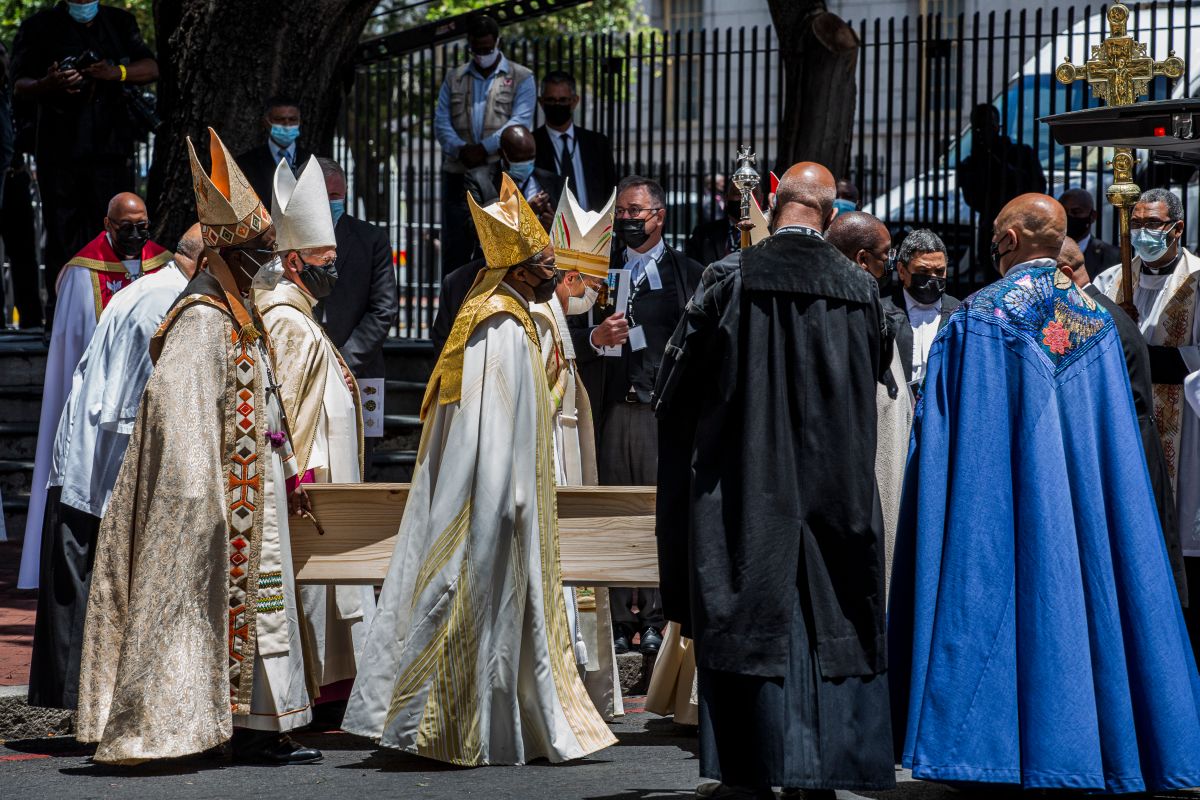 South Africa bids farewell to Archbishop Emeritus Desmond Tutu, its “moral compass”