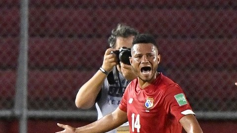 Azmahar Ariano celebra el gol del triunfo panameño sobre Jamaica.