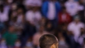 Nelson Bonilla celebra con sus compañeros el gol del triunfo de El Salvador.