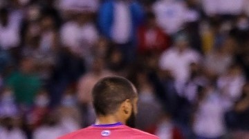 Nelson Bonilla celebra con sus compañeros el gol del triunfo de El Salvador.