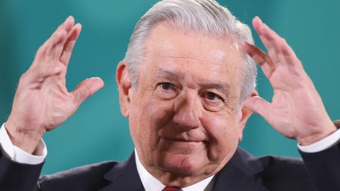 AMLO reclama a medios de comunicación invasión a su “escasa intimidad” por su estado de salud