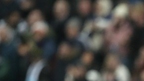 Edinson Cavani ha sido vinculado con equipos en Brasil, Boca Juniors y el FC Barcelona.