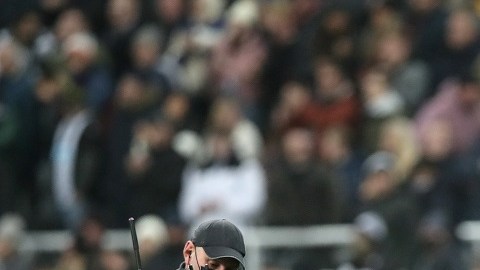 Edinson Cavani ha sido vinculado con equipos en Brasil, Boca Juniors y el FC Barcelona.