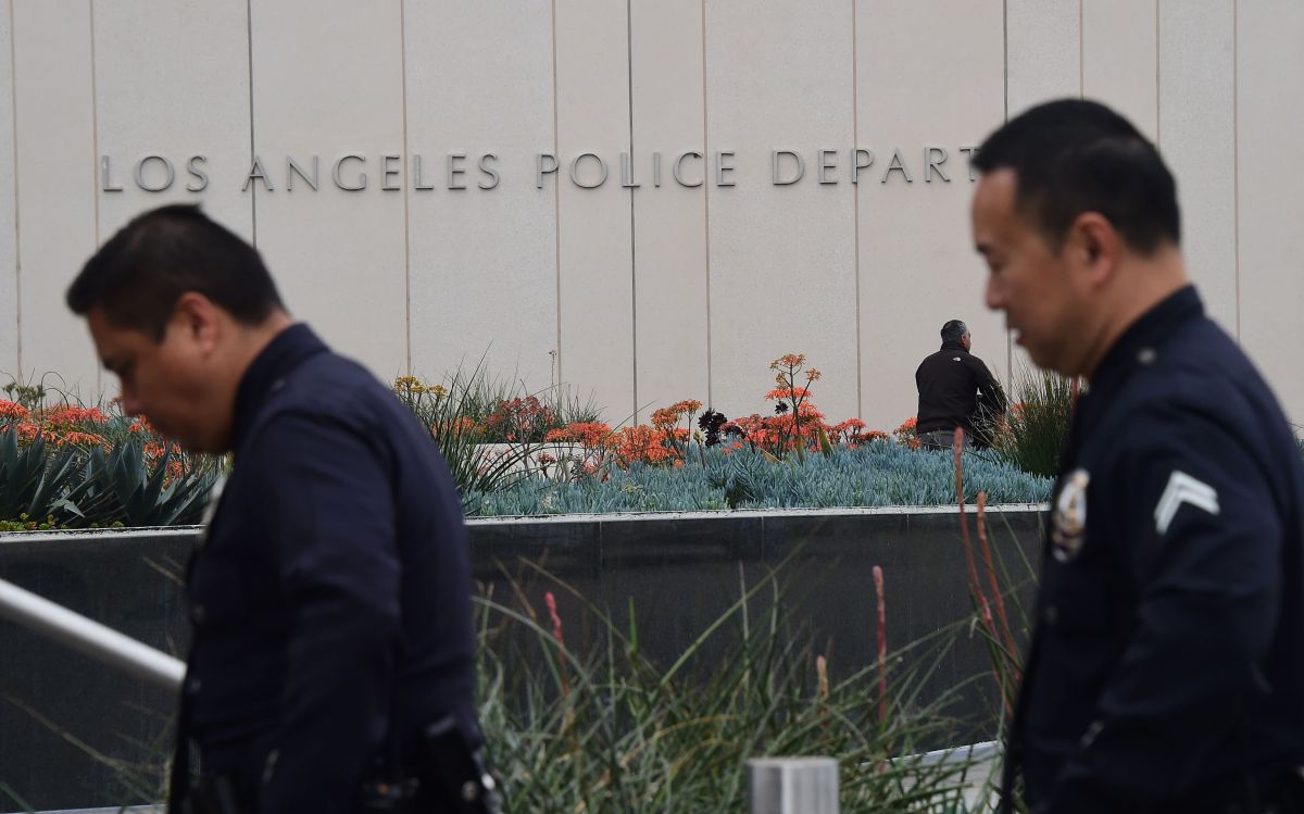Los contagios por COVID han afectado al Departamento de Policía de Los Ángeles.