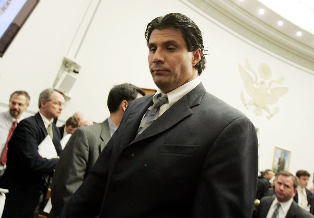 José Canseco criticó duramente la designación de David Ortiz al Salón de la Fama de Cooperstown.