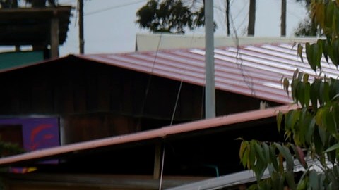 Atacan a comitiva de la ONU en Colombia; agresores queman dos vehículos donde viajaban