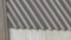 VIDEO: Joven voltea auto con las manos en México tras sufrir una volcadura