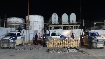 Decomisan droga y armas largas en Tamaulipas, en la frontera México-Estados Unidos.