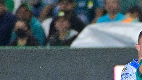 El lateral de León se mantendrá confinado en Kingston.