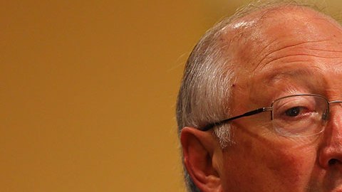 El embajador en México, Ken Salazar, ofreció su pésame a las familias de los periodistas.