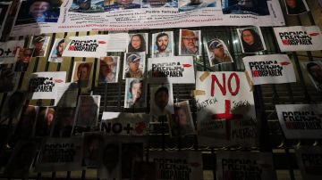 Miles de periodistas mexicanos exigieron justicia por sus tres compañeros muertos en lo que va del 2022.