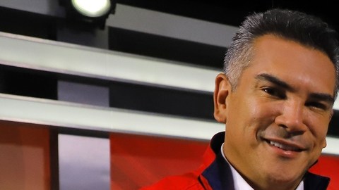 PRI, PRD y PAN buscan alianzas contra popularidad de AMLO.