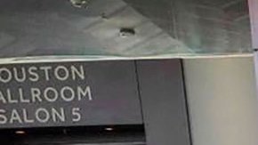 Susy Gerónimo (vestido violeta) en un taller para prevención de VIH en Houston.