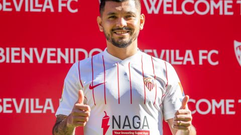 'Tecatito'  tuvo una destacada participación en su debut.