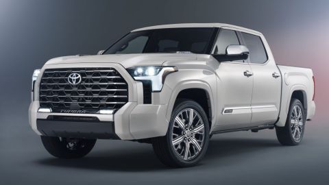 Toyota-Tundra-Capstone-120122-04