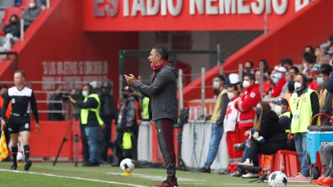 Nacho Ambriz llegó a los 350 partidos dirigidos.