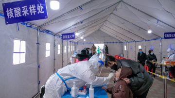 Ciudad china lanza campaña con millones de pruebas contra COVID-19 ante llegada de Ómicron