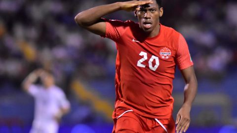 Jonathan Davies celebrando su gol frente a Honduras.