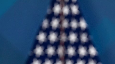"Hoy nuestra libertad de voto está bajo ataque", alerta Kamala Harris