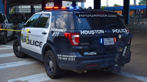 El asesinato de Charles Galloway, policía de Texas, fue considerado como una emboscada por parte del sospechoso