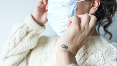 La pandemia aún se extenderá por algunos años, según Mhoni Vidente.