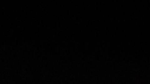 Foto de un teléfono Android con pantalla iluminada