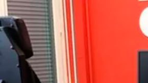 El hombre paralítico que pudo volver a caminar gracias a un implante experimental