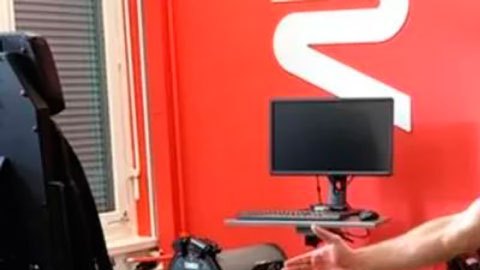 El hombre paralítico que pudo volver a caminar gracias a un implante experimental
