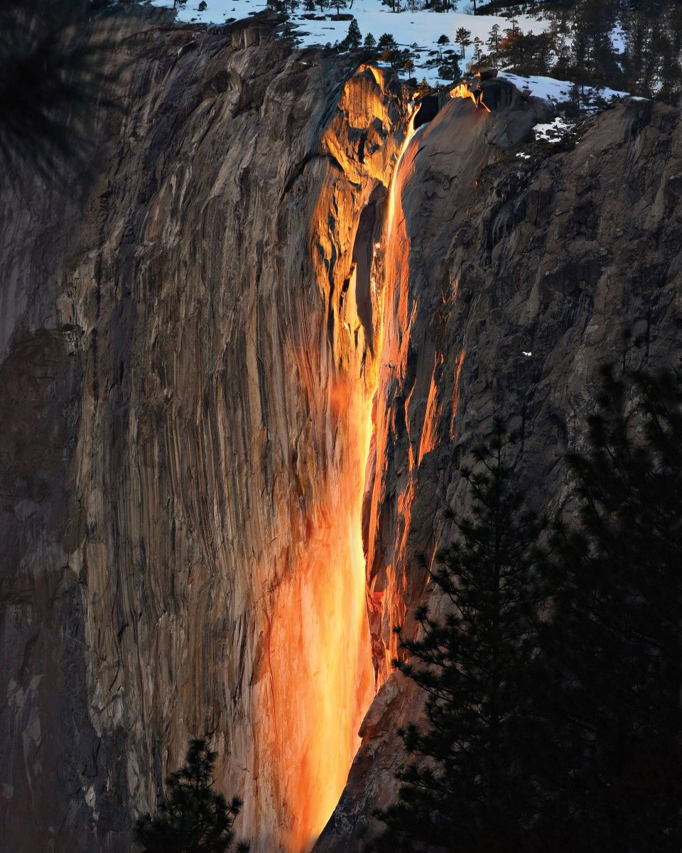 Apuesta sensación Volcánico Cascada de fuego del Parque Nacional Yosemite regresa con nuevas reglas -  La Opinión