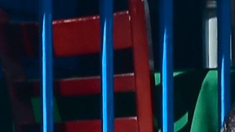 Apuñalamiento en escuela secundaria de California obliga a los estudiantes a esconderse en las aulas