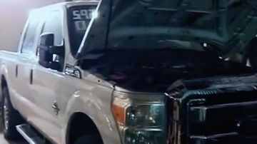 Compra camioneta y usuarios de TikTok sospechan que fue usada por narcos.