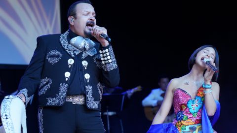 Pepe y Ángela Aguilar | JC Olivera/Getty Images.