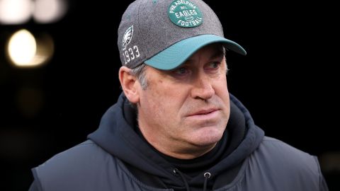 El coach Pederson fue campeón ante los New England Patriots de Tom Brady.