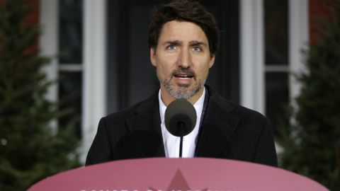 Trudeau recurre a poderes de emergencia ante el caos causado por protestas