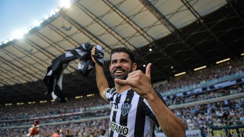 Diego Costa celebrando durante su etapa en el Atlético Mineiro.