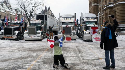 Camioneros amenazan con protesta en Super Bowl por el mandato vacunas y mascarillas