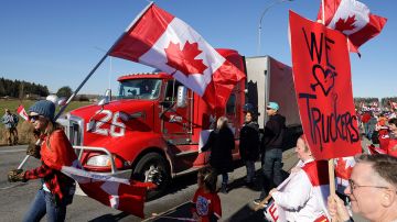 Justin Trudeau convoca a reuniones de emergencia ante ola de protestas de antivacunas en Canadá